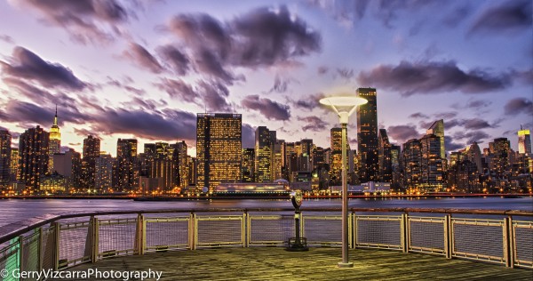 Gantry State Park LIC Pier NYC Skyline